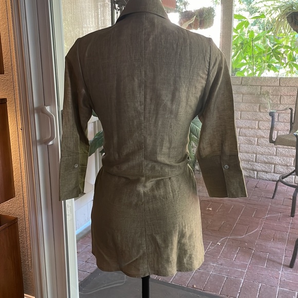 Size 6 linen blouse - Picture 2 of 4